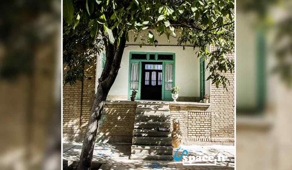 نمای زیبای اقامتگاه بوم گردی خانه جواهری-بویین و میاندشت-استان اصفهان